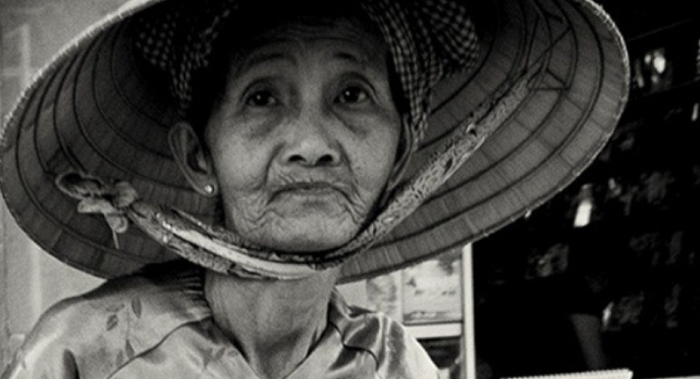 Hình tượng bà ngoại trong cuộc sống